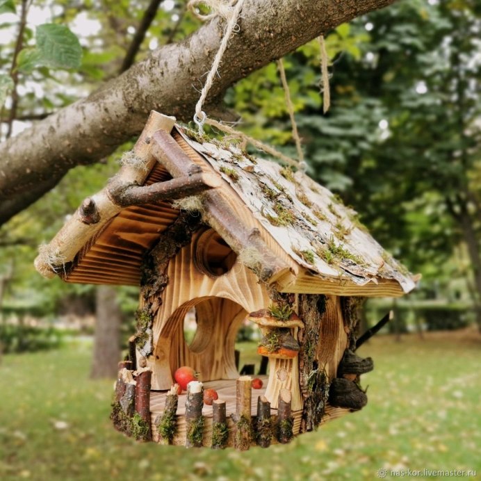 Кормушка Леруа Мерлен