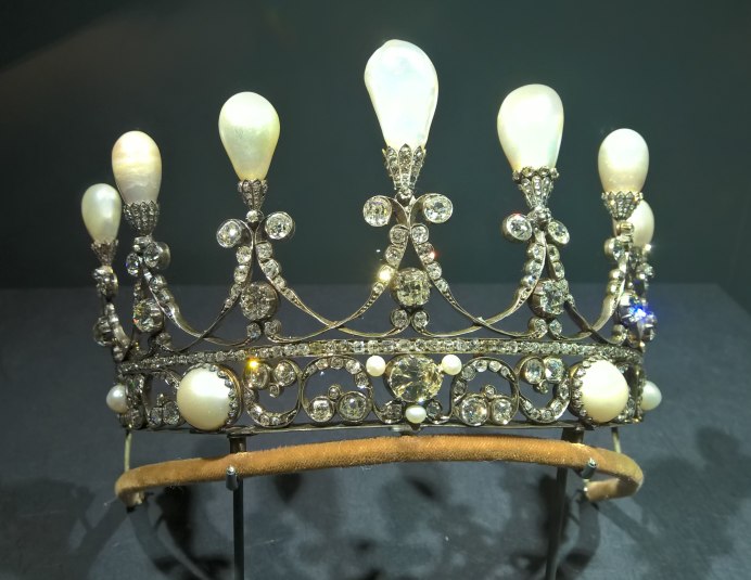 Двухсторонняя тиара Handmade