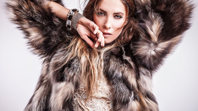 Девушка с совой