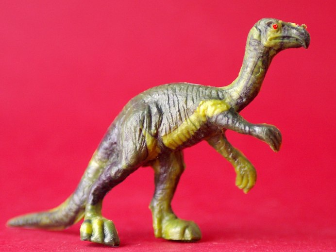 Данон с динозаврами