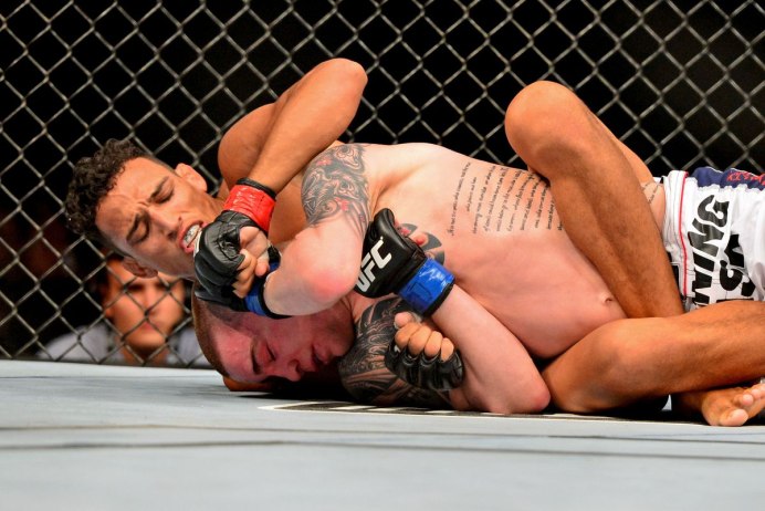 Оливейра Фергюсон сабмишен