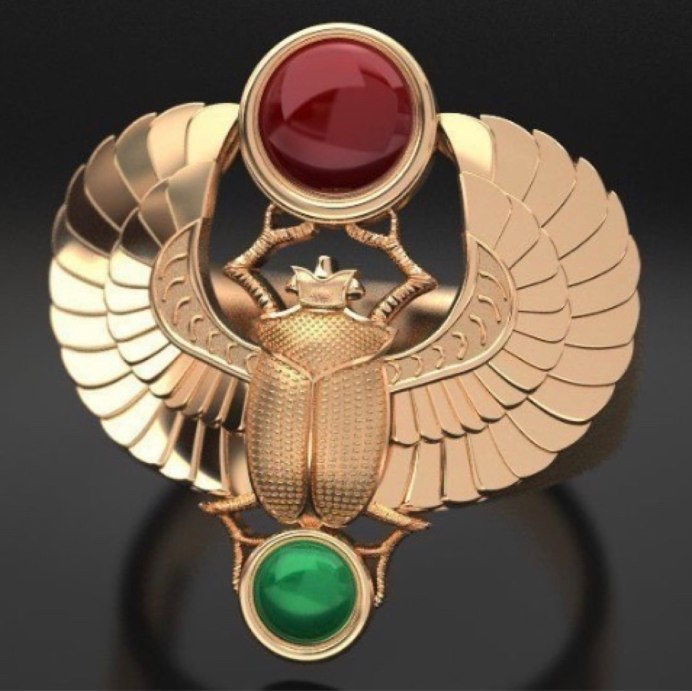 Майский Жук изумрудный