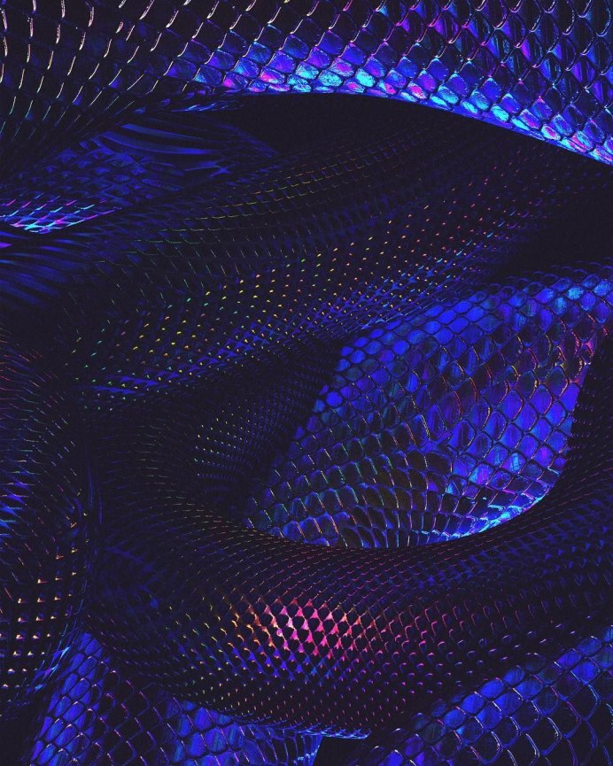 Фиолетовая змея арт