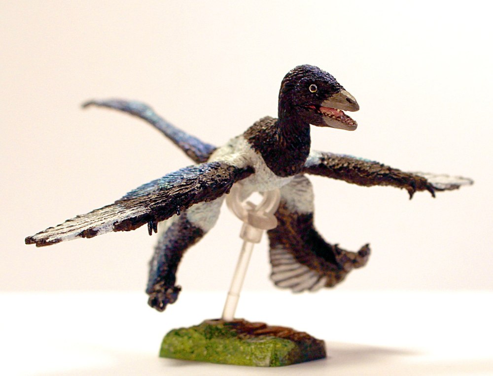 Beasts of the Mesozoic Raptor Микрораптор