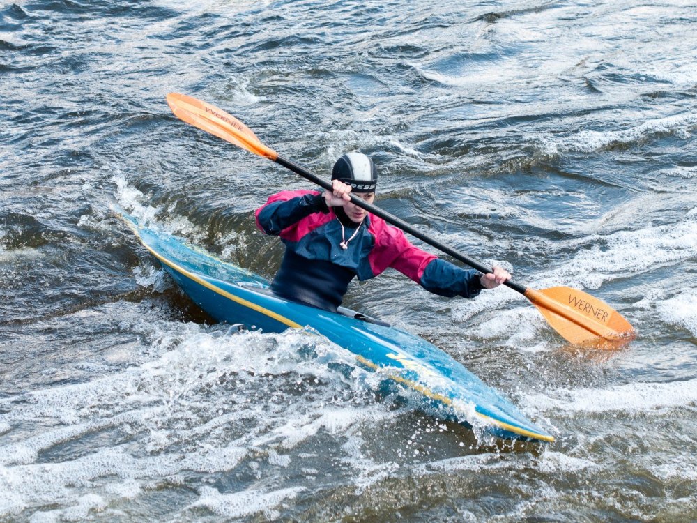 Каяк или каноэ