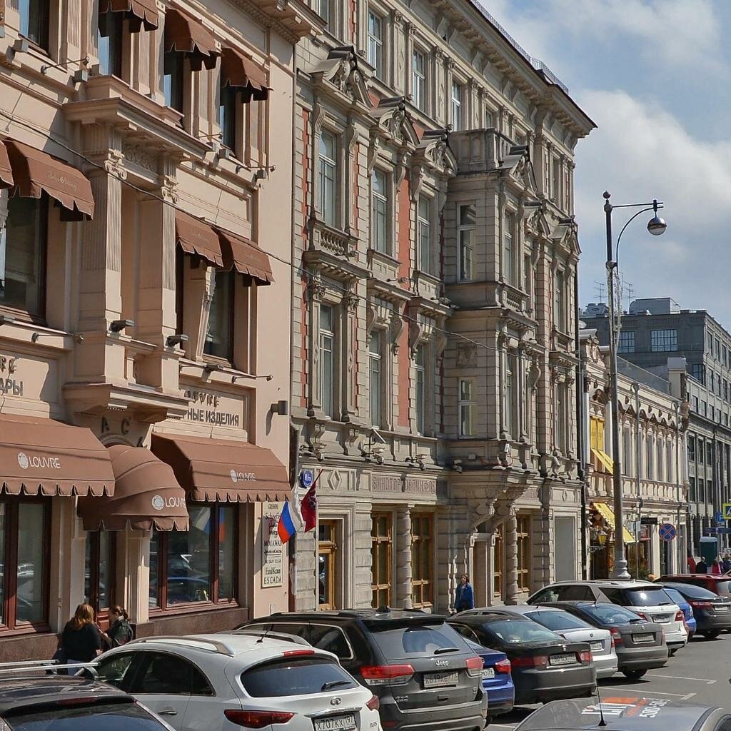 Покажи петровку. Улица Петровка Москва. Улица Петровка, 8/11. Ул. Петровка, 11.