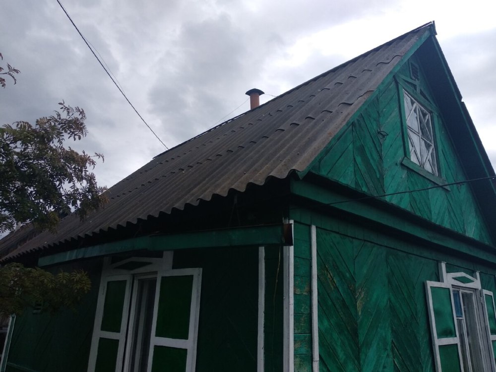Современный дом с шиферной крышей
