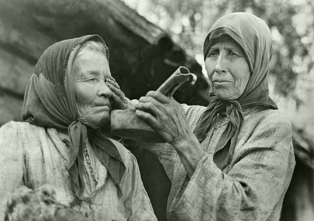 Бабушка Знахарь
